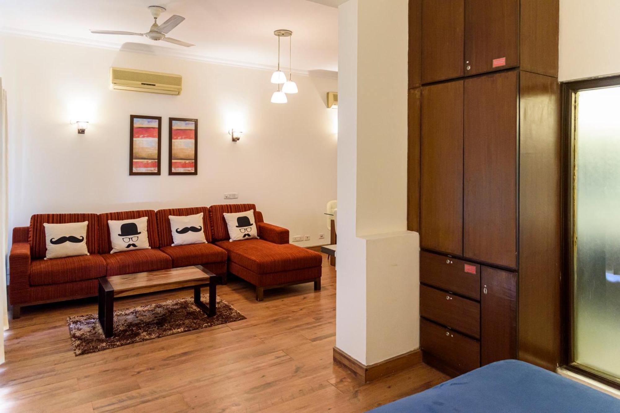 Beautiful Apartments At Tarudhan Valley Golf Resort, Manesar グルガウン 部屋 写真
