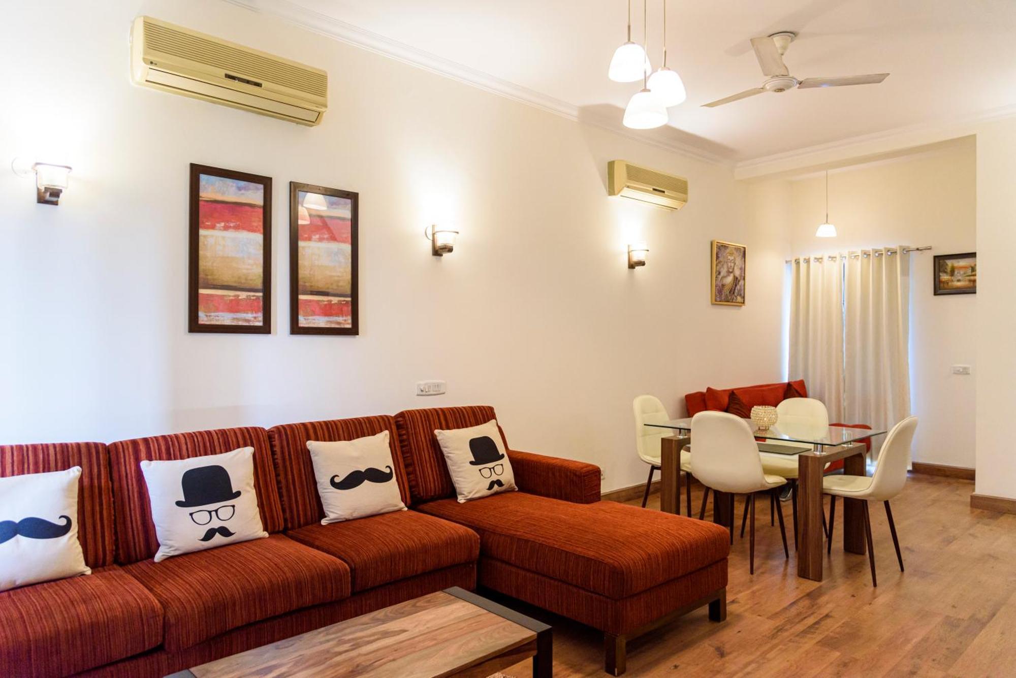 Beautiful Apartments At Tarudhan Valley Golf Resort, Manesar グルガウン 部屋 写真