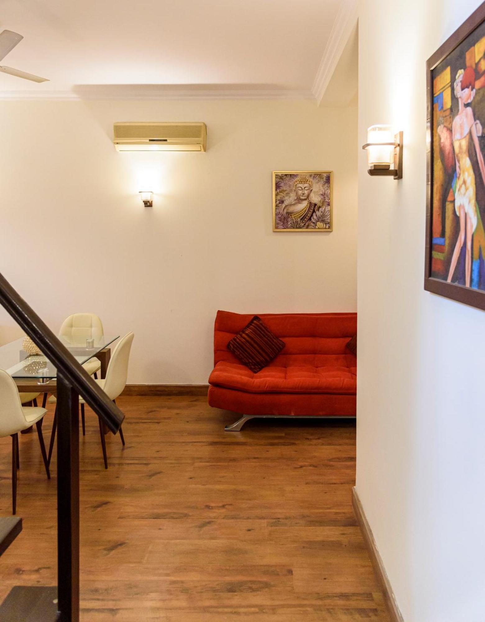 Beautiful Apartments At Tarudhan Valley Golf Resort, Manesar グルガウン 部屋 写真
