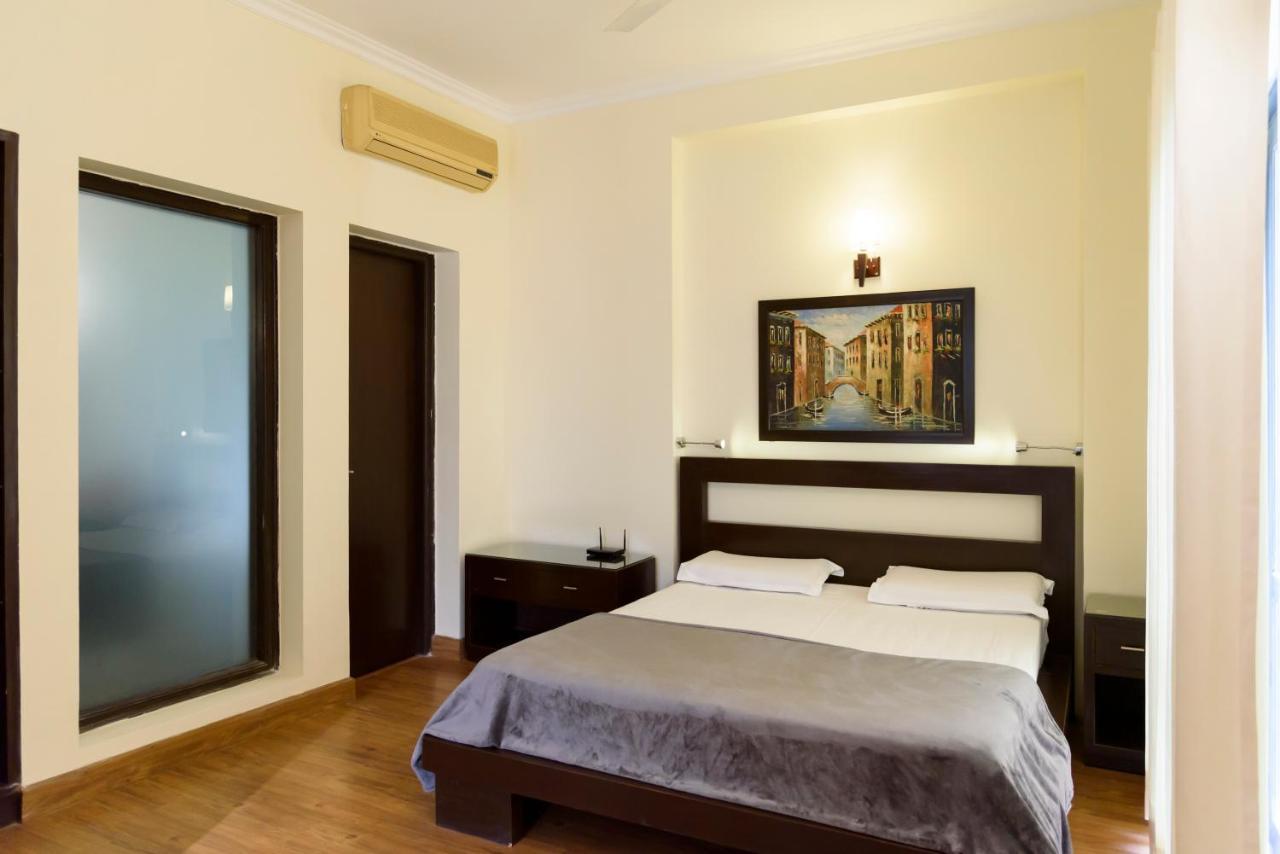 Beautiful Apartments At Tarudhan Valley Golf Resort, Manesar グルガウン エクステリア 写真